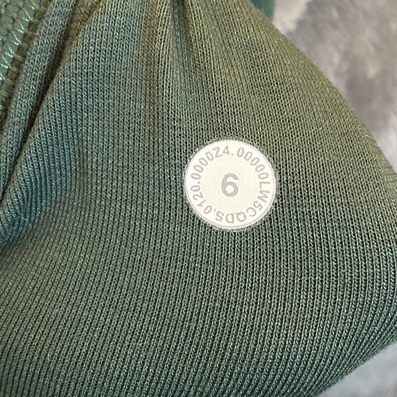 Lululemon Wunder Train Algae Green Size 6! - Picture 3 of 7